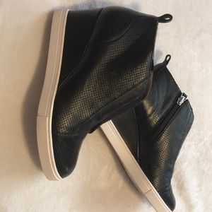 Paolo women size 7,5 NWOT